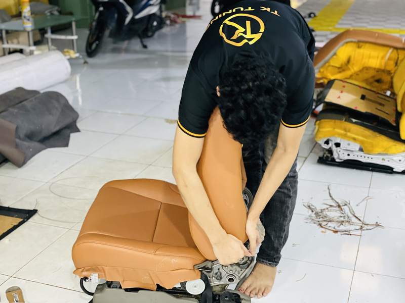 bọc ghế da cho xe ô tô