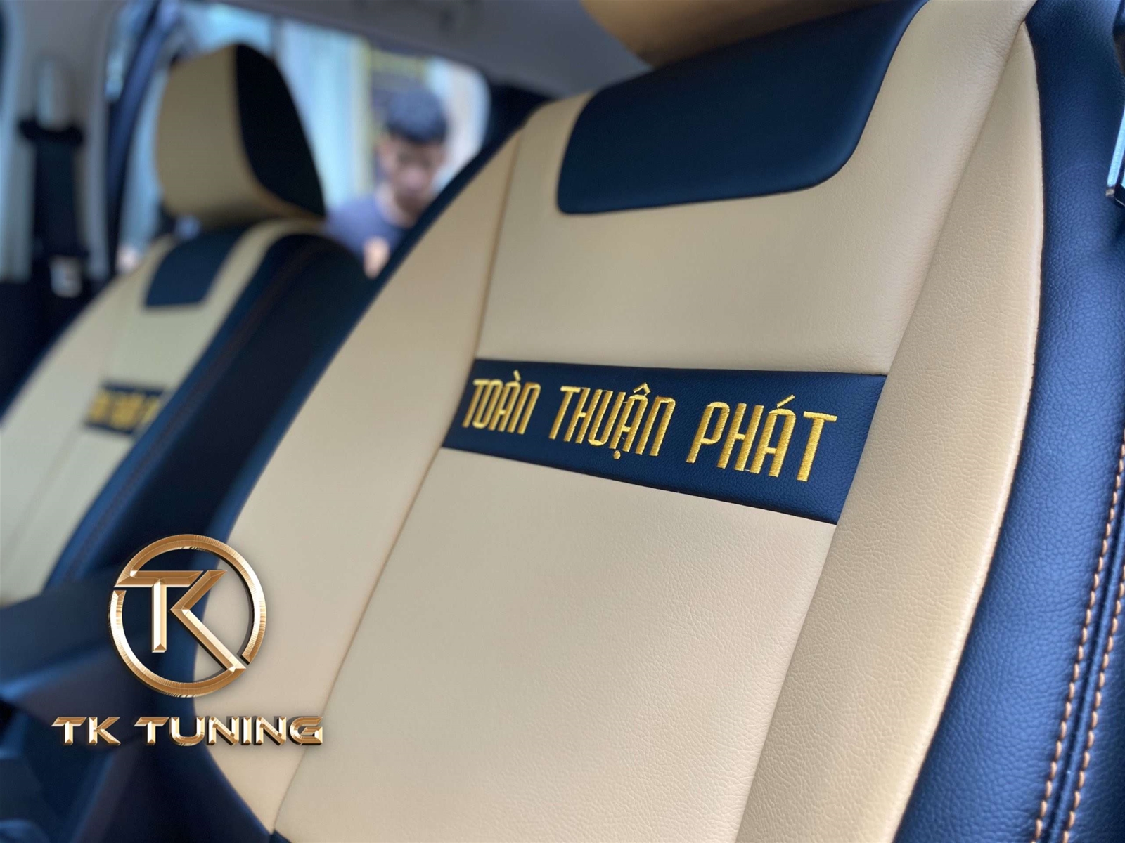 bọc trần da cho xe ford ranger chuyên nghiệp