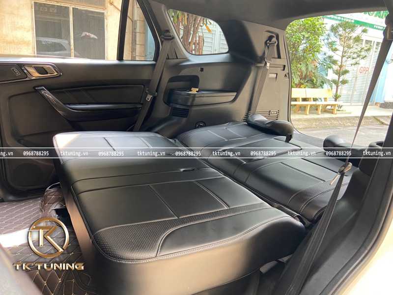 Độ Ghế Băng 2 Ngã Thành Giường Cho Xe Ford Everest | Ngã 180 Độ