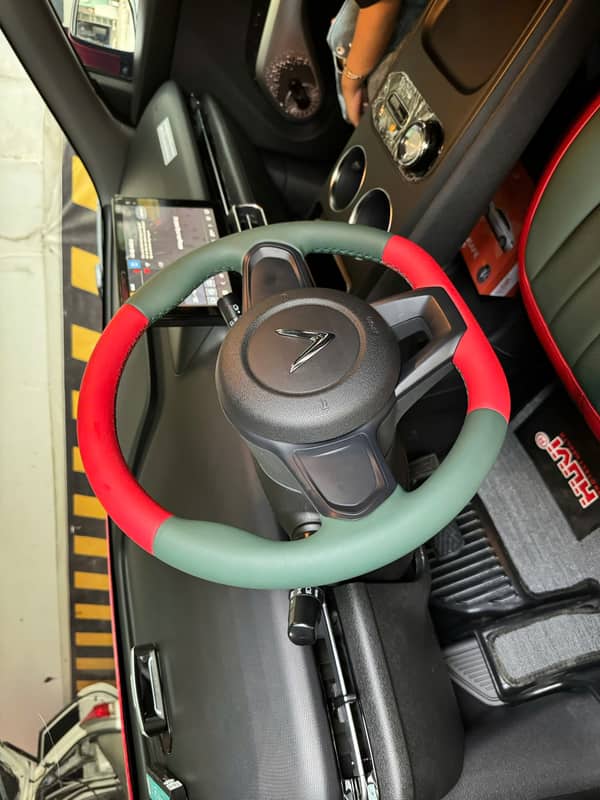 mẫu phối màu ghế da đẹp cho limo green