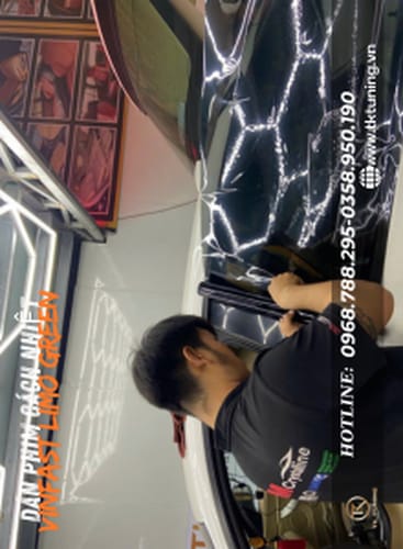 dán phim cách nhiệt cho ô tô