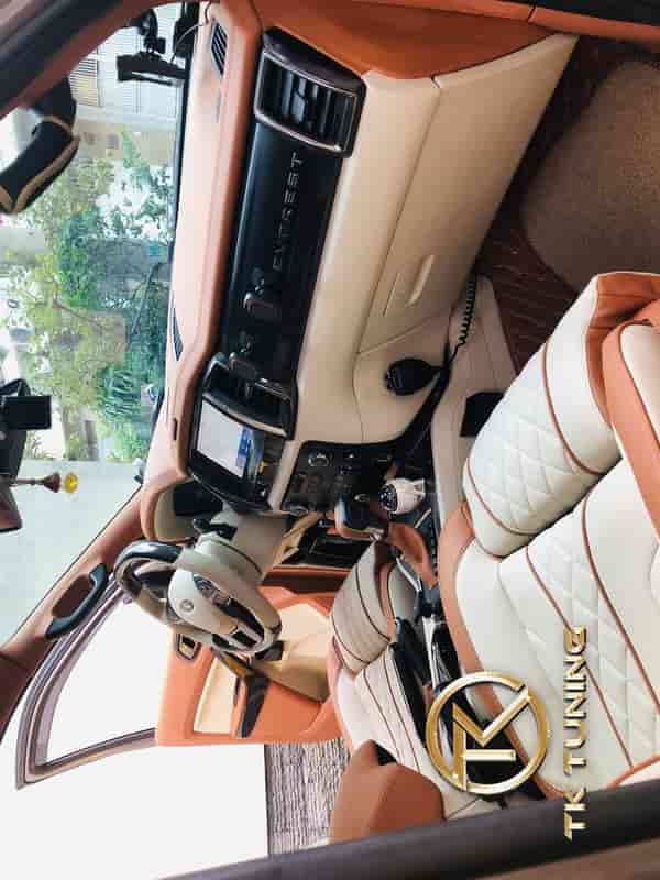 đổi màu nội thất xe everest giá rẻ tại tphcm