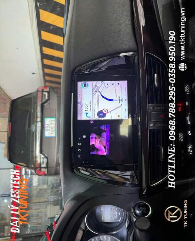 man hinh android cho xe o to