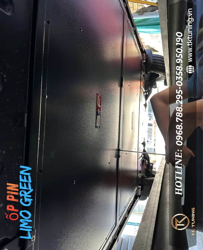 Ốp Pin Vinfast Limo Green Bảo Vệ Trái Tim Xe Điện